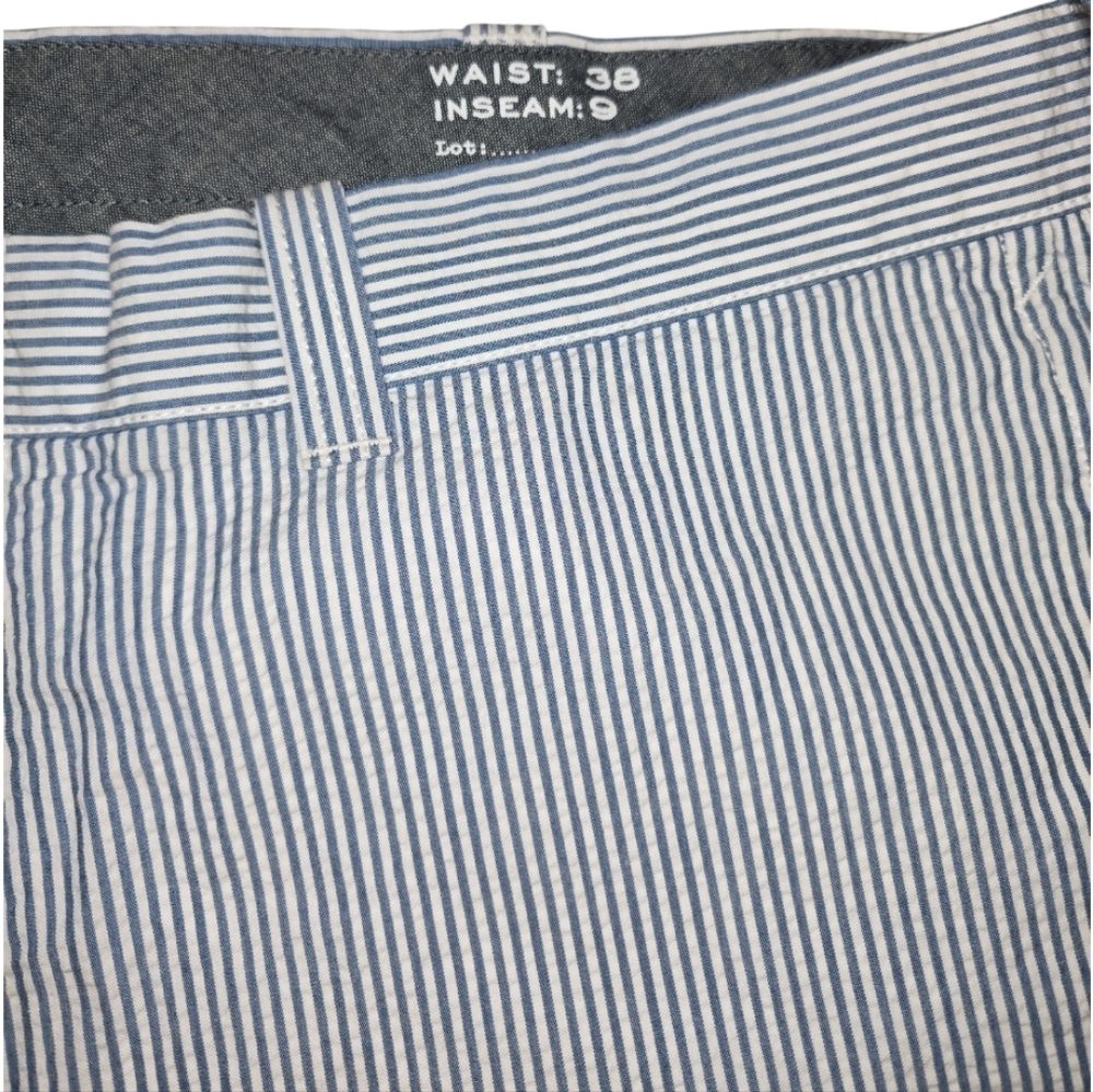 NWT J. Crew Seersucker 9" Shorts Blue White Striped Classic Golf - Picture 2 of 4